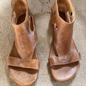 BedStu Soto Sandal Size 8